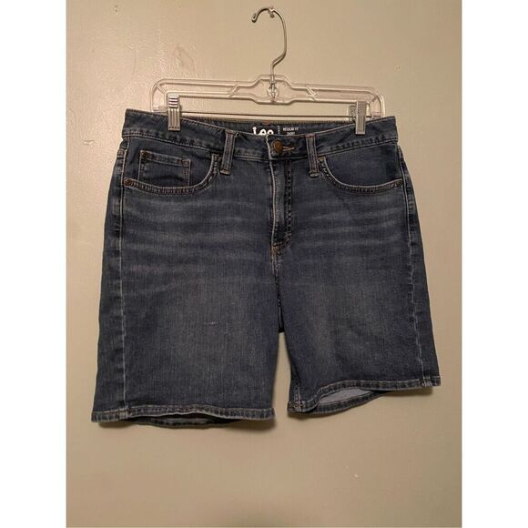 Lee Medium Wash Regular Fit Mid Rise Denim Bermuda Shorts Size 10 - Picture 2 of 5